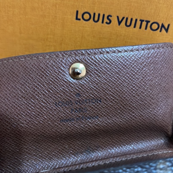 Authentic LV key chain..monogram color - Picture 2 of 5